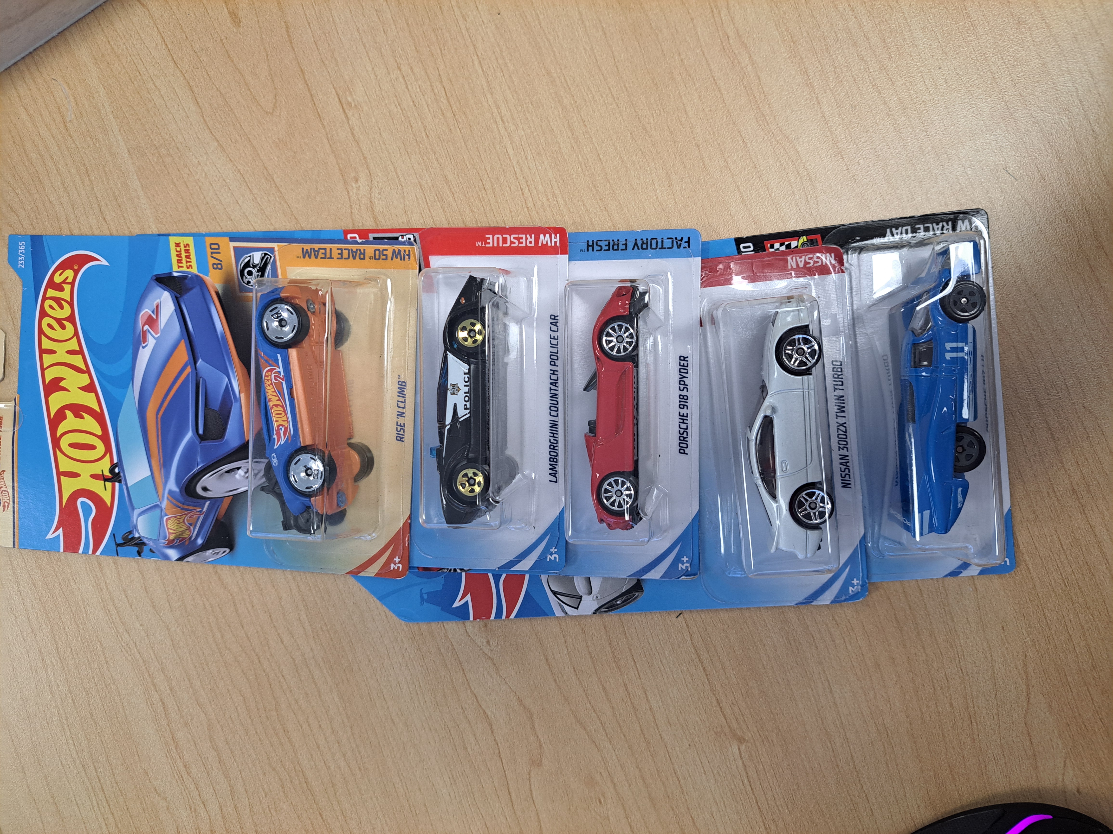 Hot wheels divers no 000227